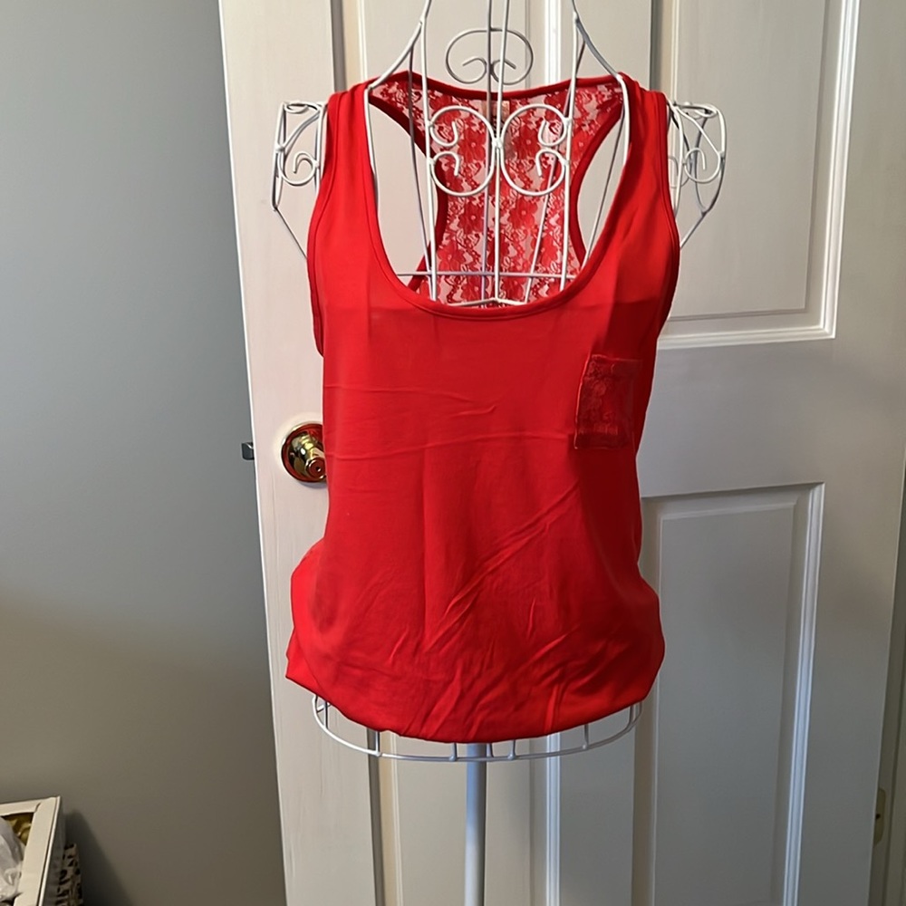 Top - Picture 2 of 5